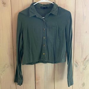 Army green semi cropped collared button down. Kendal and Kylie brand.